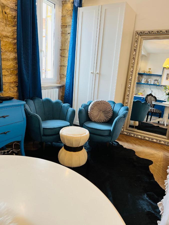 La Dolce Vita Luxury Apartments With Best Free Private Parking In City Center Pula Dış mekan fotoğraf