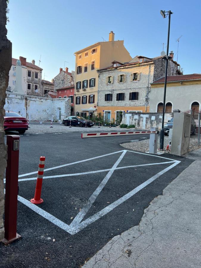 La Dolce Vita Luxury Apartments With Best Free Private Parking In City Center Pula Dış mekan fotoğraf